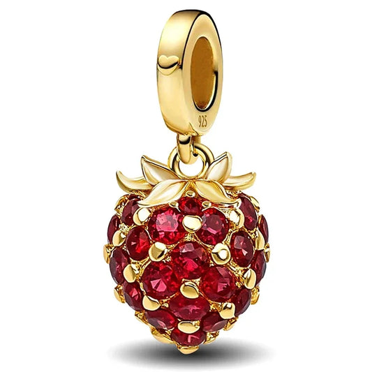 Charm pendant fraise